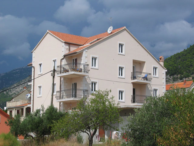 Ferienwohnungen Villa Vallum
